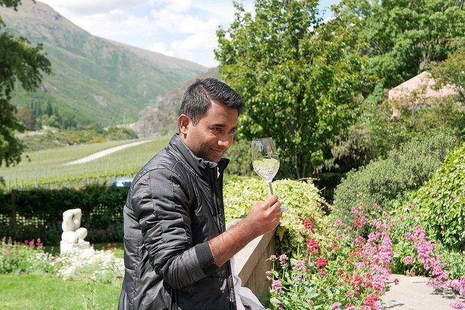 The Wine Trail Tour - Expert Guidance