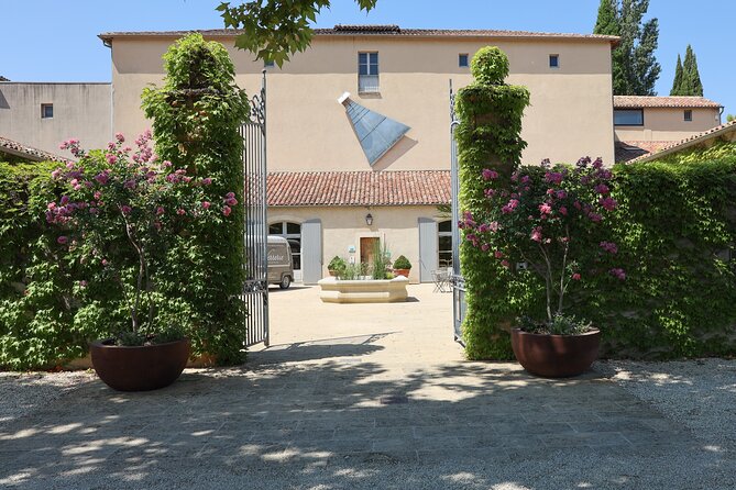 The Wines of the Luberon, the Château De Lourmarin & Bastide Du Laval Olive Oil - Discovering the Château De Lourmarin