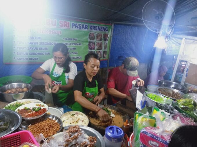 The Yummiest Street Food in Denpasar Old Night Market - Frequently Asked Questions