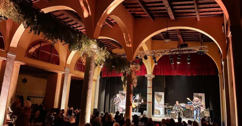 Theater of the Sale Circo-lo Live: Dinner & Show - Venue Highlights