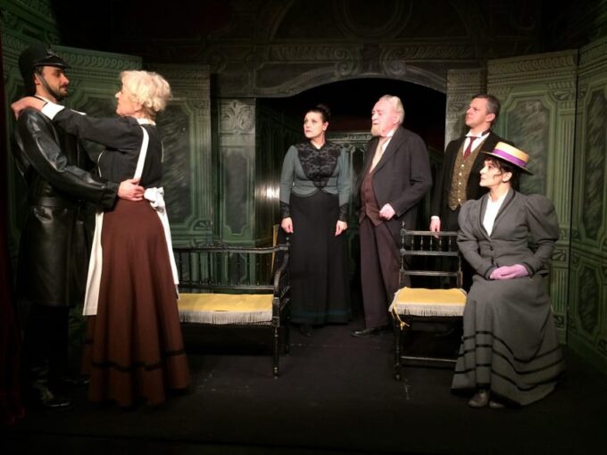 Theatre in Paris: the Bald Soprano (La Cantatrice Chauve) - Frequently Asked Questions