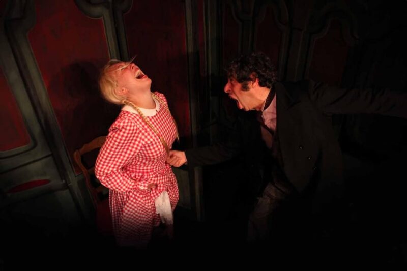 Theatre in Paris: the Lesson (La Leçon) - Venue Details