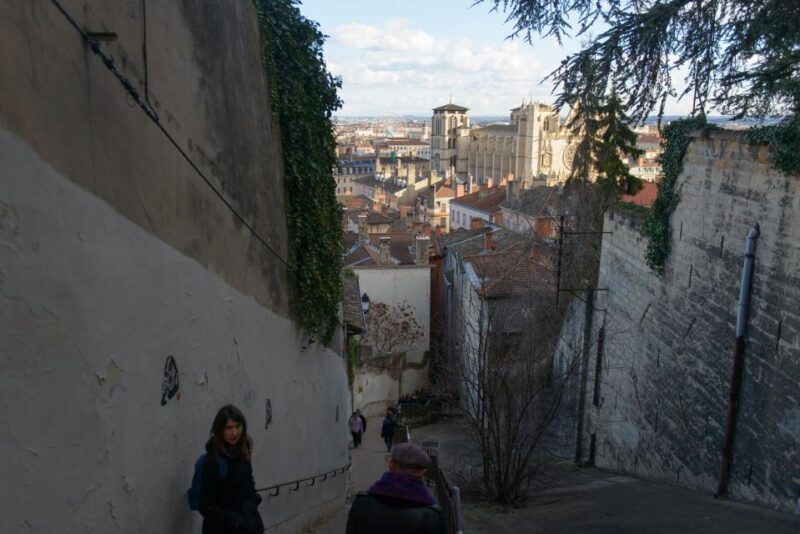 Theatrical Visit From Fourvière to Vieux-Lyon - Mobility Considerations