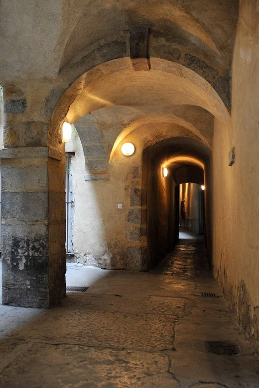 Theatrical Visit of Old Lyon - Tour Details