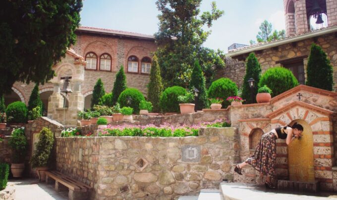 Thessaloniki: 3-Day Rail Trip to Meteora With Hotel & Museum - Explore Meteora