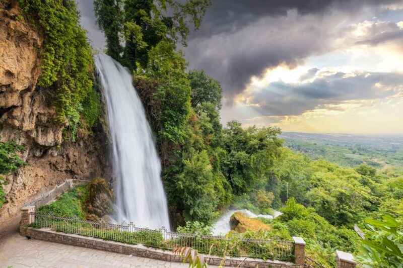 Thessaloniki: Edessa & Pozar Thermal Prive Minivan Day Trip - Local Cuisine Lunch Option