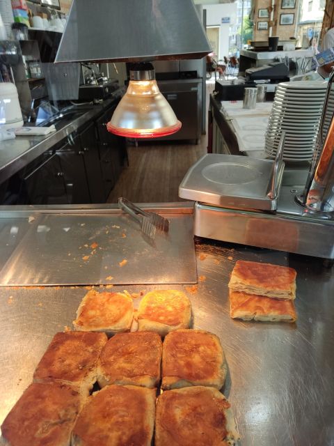 Thessaloniki: Food and Walking Tour With Tastings - Tasting Greek Specialties and Beverages