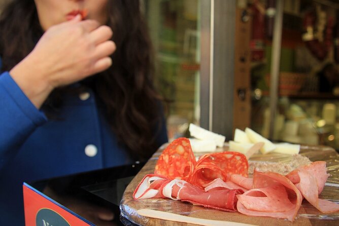 “Thessaloniki Food Bites” -A Walking Tour to Greek Local Tastes - Accessibility and Participation