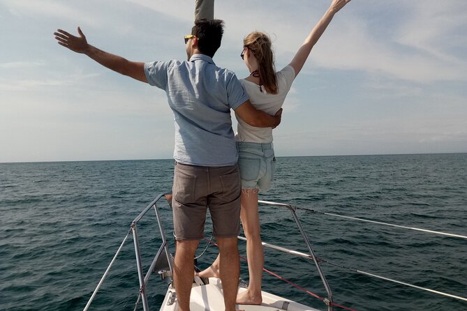 Thessaloniki : Half-Day Sailing Cruise to Shipwreck Bay ! - Meeting Point and Logistics