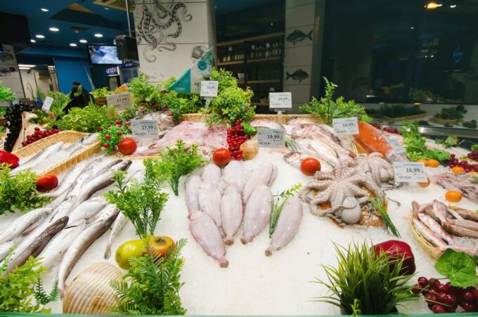 Thessaloniki: Open Market Food Tour With Tasting - Sampling Greek Cuisine