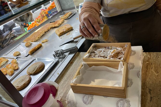 Thessaloniki Private Food Tour 3 Hours - Booking and Reservation