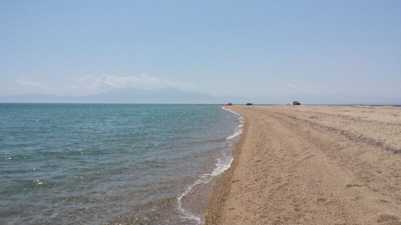 Thessaloniki: Private Mountain and Beaches SUV Safari - Visiting Peristera Village