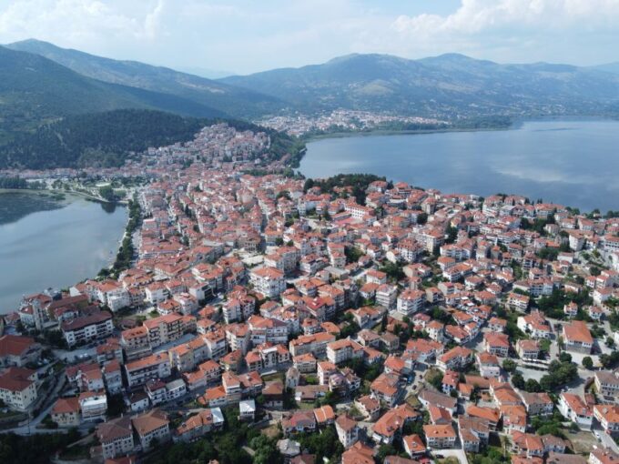 Thessaloniki: Small Group Day Trip to Siatista & Kastoria - Pricing and Booking