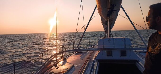 Thessaloniki Sunset Cruise Departing From Nea Michaniona - Requirements and Restrictions