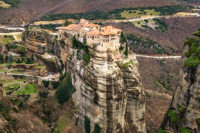 Thessaloniki to Meteora – Private Day Trip - Monastery Visits