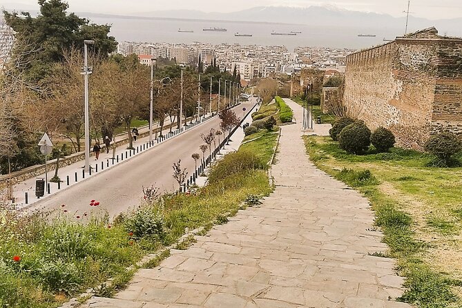 Thessaloniki Upper Town Culture and Nature Herbal Walk - Scenic Photo Opportunities