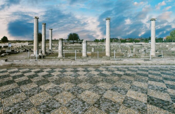 Thessaloniki: Vergina and Pella Day Trip - Booking and Cancellation