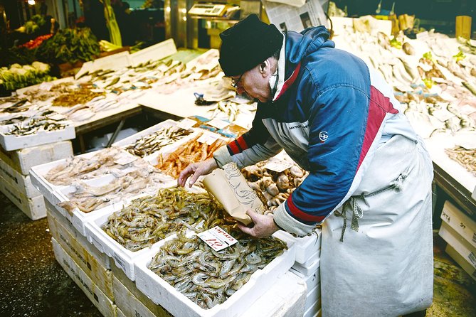 Thessaloniki: Walking Open Market Food Tour and Tasting - Unique Shopping Opportunities