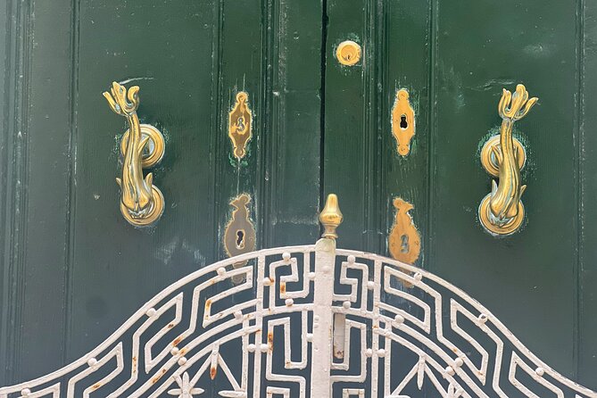 Three Cities Walking Tour Incl. Entrance to Inquisitors Palace - Notable Stops on the Tour