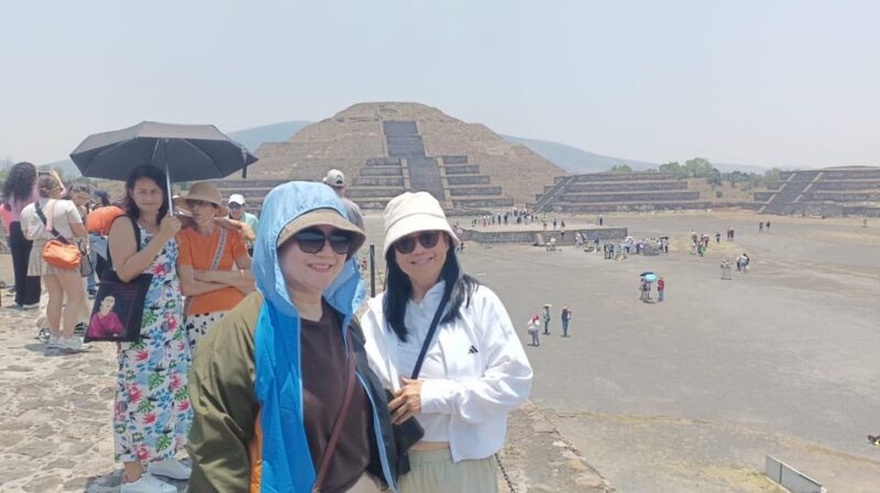 Three Cultures - Basilica of Guadalupe - Pyramids of Teotihuacan - Inclusions