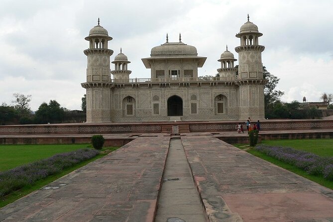 Three Days Golden Triangle Tour From Delhi With Vegetarian Dinner - Key Points