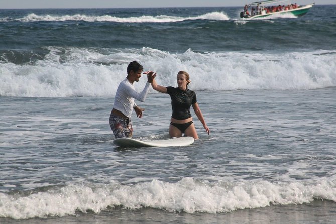 Three Days of Group Surf Lessons in Montezuma - Meeting Point and Logistics