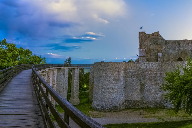 Three Days Tour of Iasi and UNESCO Painted Monasteries - Included Accommodations and Meals
