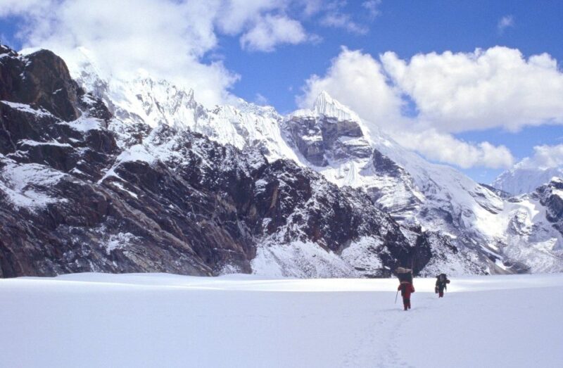 Three High Pass Everest Trek - Additional Extras and Amenities