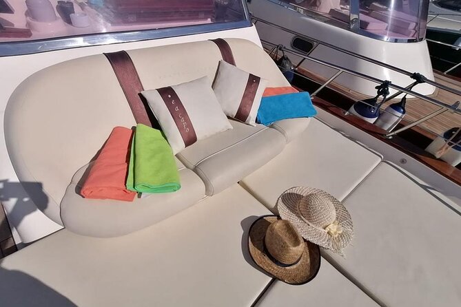 Three Hour Private Guided Tour of Capri With a Luxury Gozzo Cabin Cruiser - Meeting and Pickup Logistics