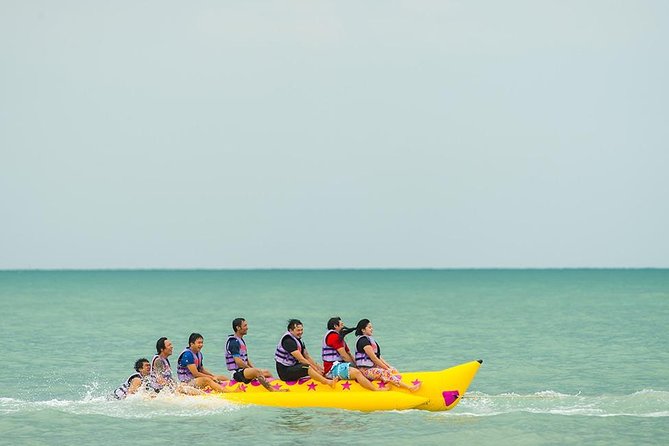 Thrill Seekers Delight: Goa Water Sports Package - Meeting Point Details