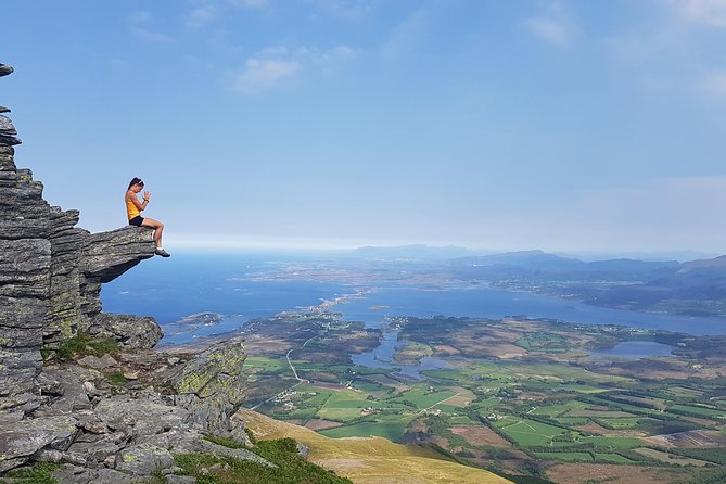 Thrilling Atlantic Road Trip With Hiking, Beach and Driving - Enjoying the Scenic Beaches