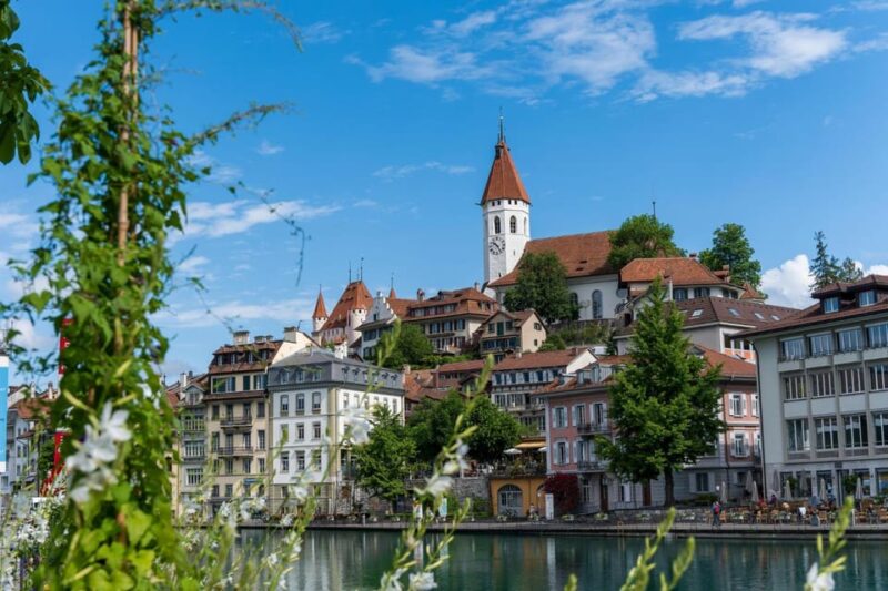 Thun: Express Walk With a Local in 60 Minutes - Personalized Recommendations for Bars, Cafes, and Restaurants