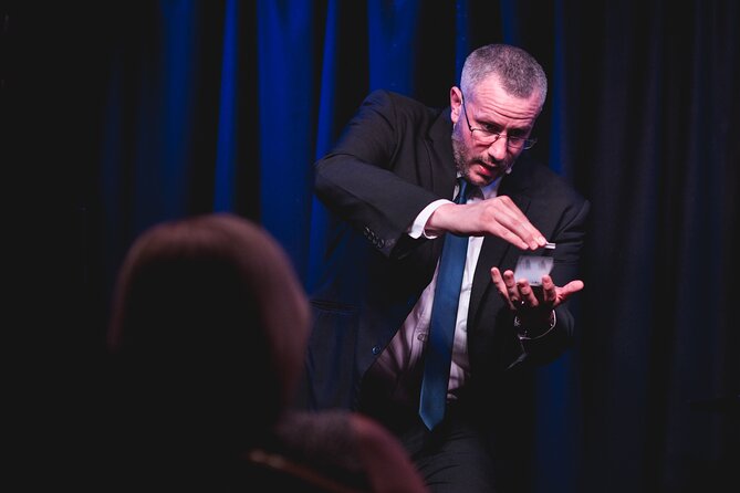 (Thur 7pm) Comedy Magic Show Includes 1x Pizza & 2 Glasses of Prosecco - Private Bookings and Mailing List