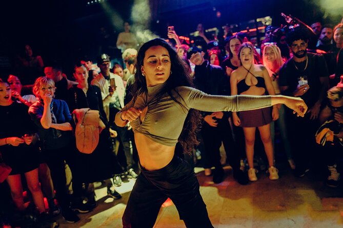 Thursday Party Night-Skip-The-Line UTHOPIA Club With 1 Free Drink - Drink Inclusions