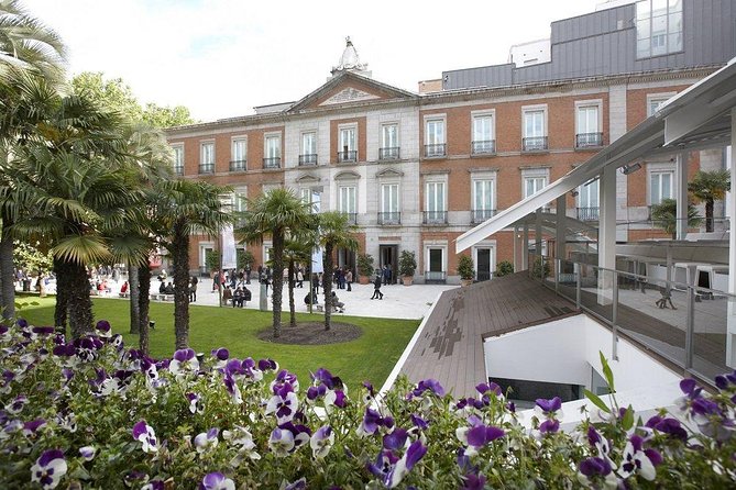 Thyssen Bornemisza Museum Private Guided Tour - Exploring the Paseo Del Prado