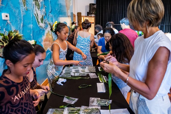 Ti Leaf Bracelet Craft Class on Maui - Class Details and Pricing