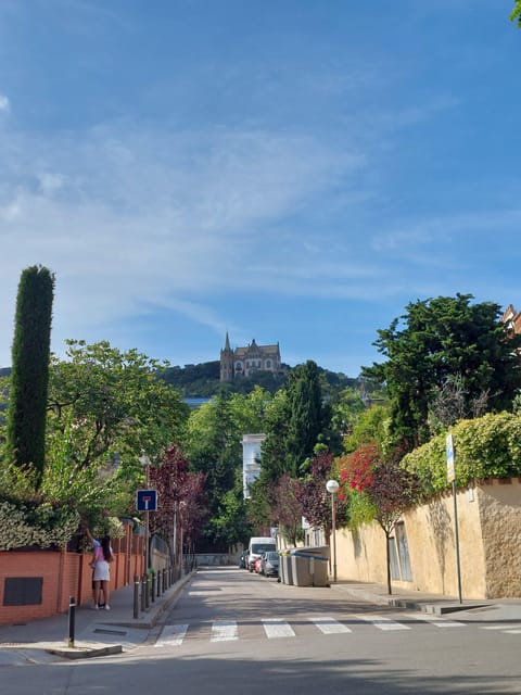 Tibidabo: Modernism in Symbiosis With Nature! - Highlights of the Tour