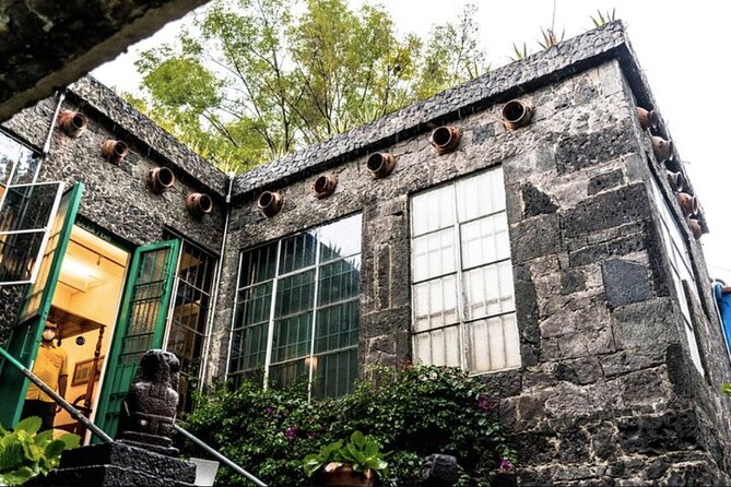 Ticket for the Frida Kahlo Museum - Accessibility and Transportation