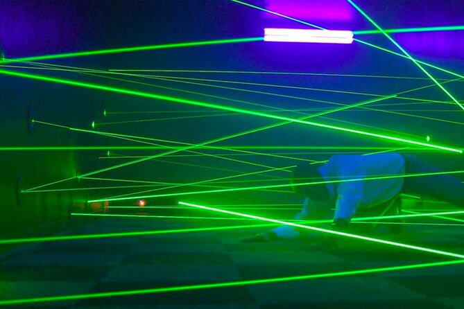Ticket Pass to the Flyer 7D Ride and Laser Maze in Pier 39 - Experience the Captivating Laser Maze Challenge