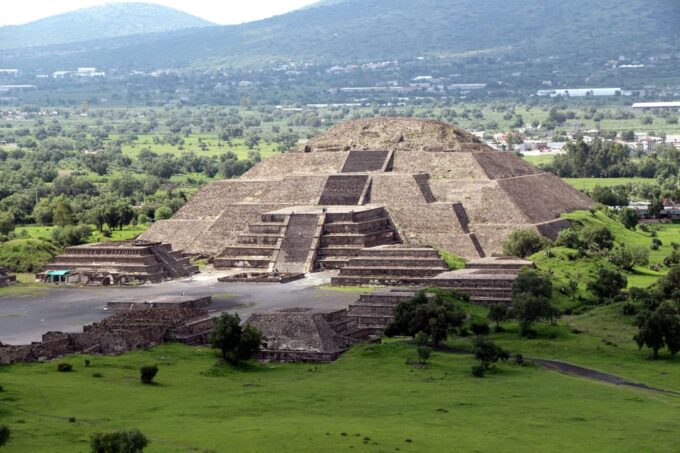 Tickets to Teotihuacan Archaeological Zone - Exploring the Archaeological Site