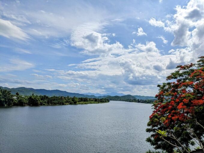Tien Sa Port To Hue Imperial City Sightseeing Full Day Trip - Pagoda of the Celestial Lady