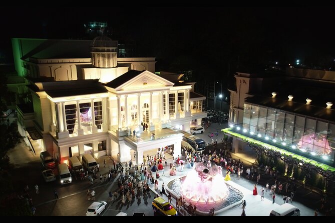 Tiffanys Show Pattaya: The World Class Best Show in Pattaya - Diverse International Music and Costumes
