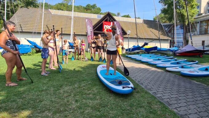 Tihany: Stand Up Paddleboarding Course at Lake Balaton - Location and Accessibility
