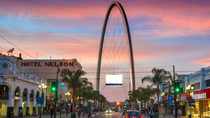Tijuana: Guided City Tour With Local Food and Beer Tasting - Gastro Park and Cervecería Tijuana