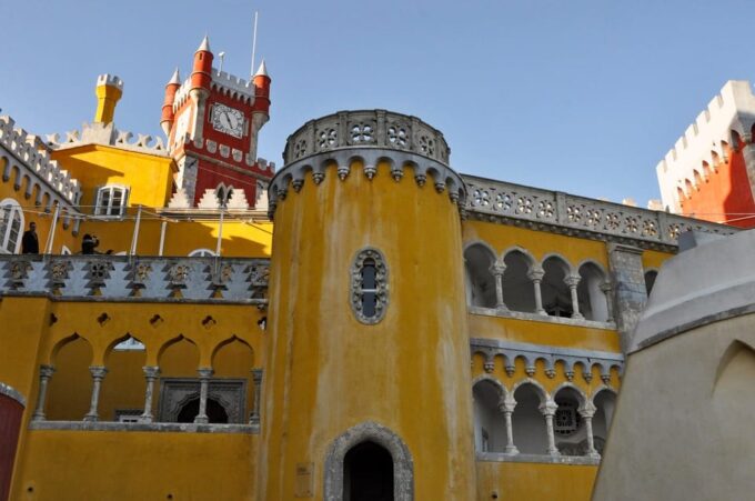 Tiket and Guided Visit to Pena Palace - Frequently Asked Questions