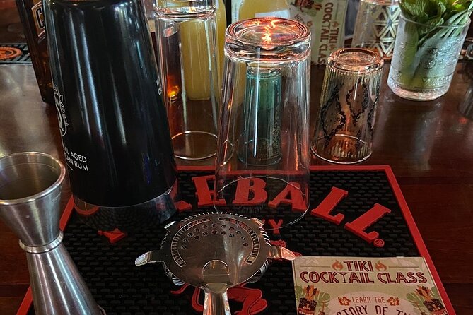 Tiki Cocktail Class in Key West, Florida - Minimum Age and Group Size