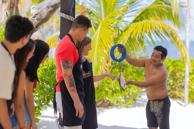 Tikinxic Barefoot Fish Guided Cookout Experience in Cozumel - Important Information for Guests