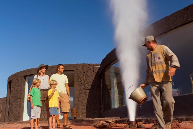 Timanfaya, Golfo, La Geria & Camel Ride (opt) - South Lanzarote - Good To Know