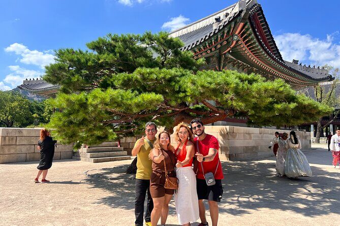 Time Travel in Seoul: Gyeongbokgung Palace, Folk Museum & Bukchon - Who Will Love This Tour?