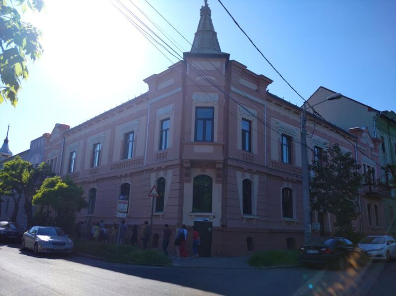 Timisoara: Dream Tour in Elisabetin Neighborhood - Experience Details